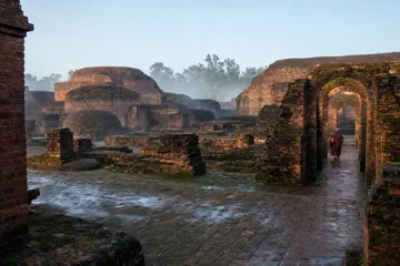 Ruinas de la antigua universidad de Nalanda